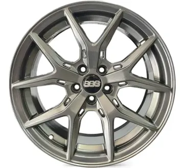 Jogo de rodas aro 17x7 furação 5x100 identificado como BBS Sampson